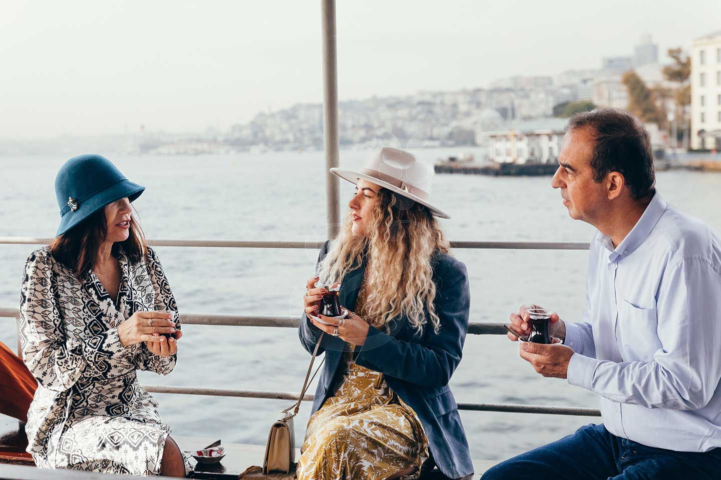 Bosphorus tour Vines and Pearls